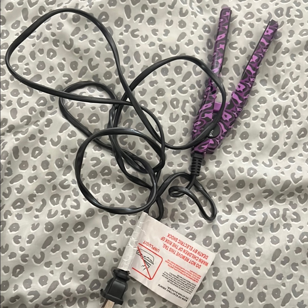 Mini Purple Animal Print Hair Straightener